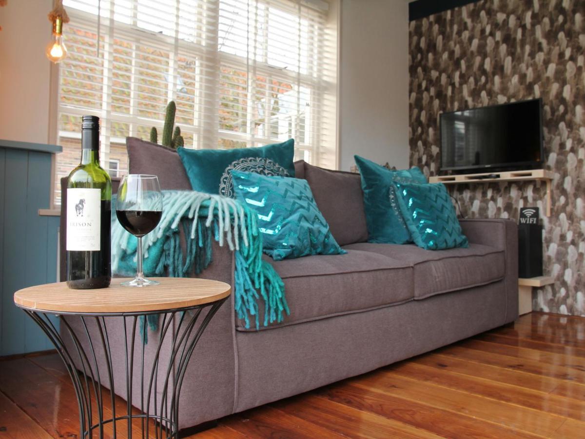 Lovely Holiday Home In Hindeloopen Exterior foto